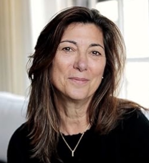Photo of Victoria Redel