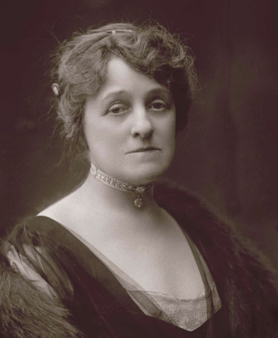 Photo of Edith Wharton