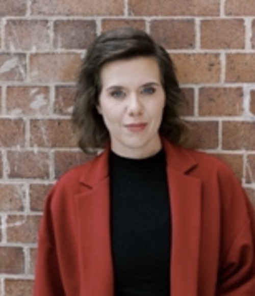 Photo of Shailee Thompson