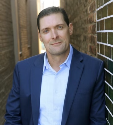 Photo of Charlie Donlea