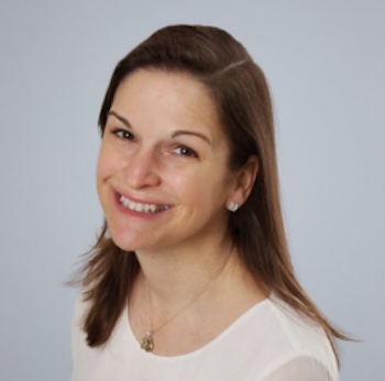 Photo of Sarah Dessen