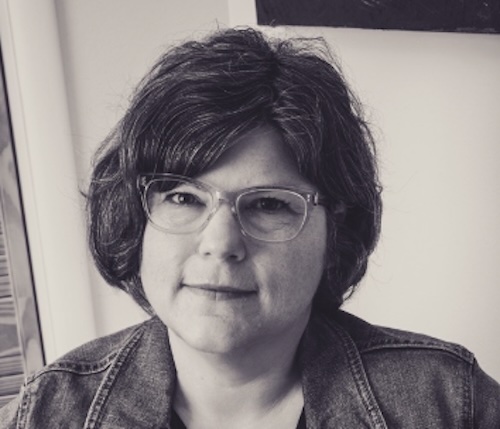 Photo of Sara Zarr