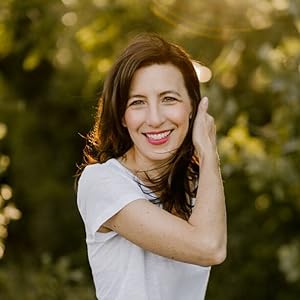 Photo of Stephanie Garber