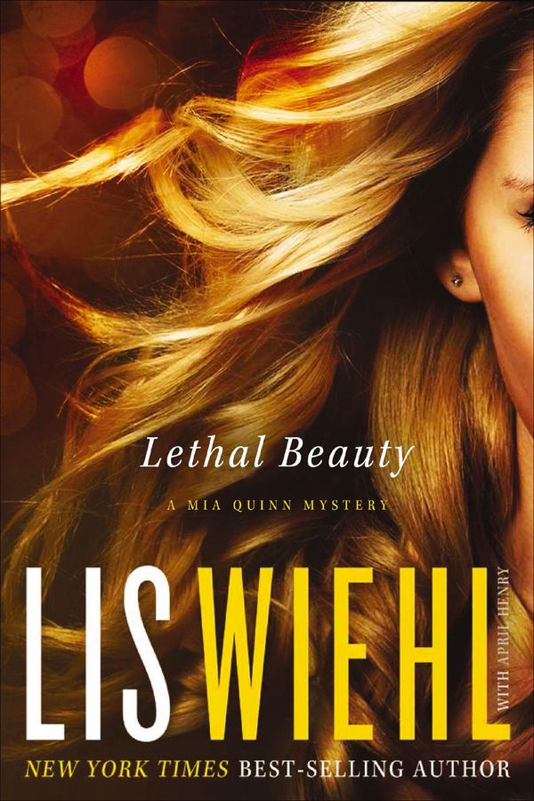 Lethal Beauty: A MIA Quinn Mystery cover