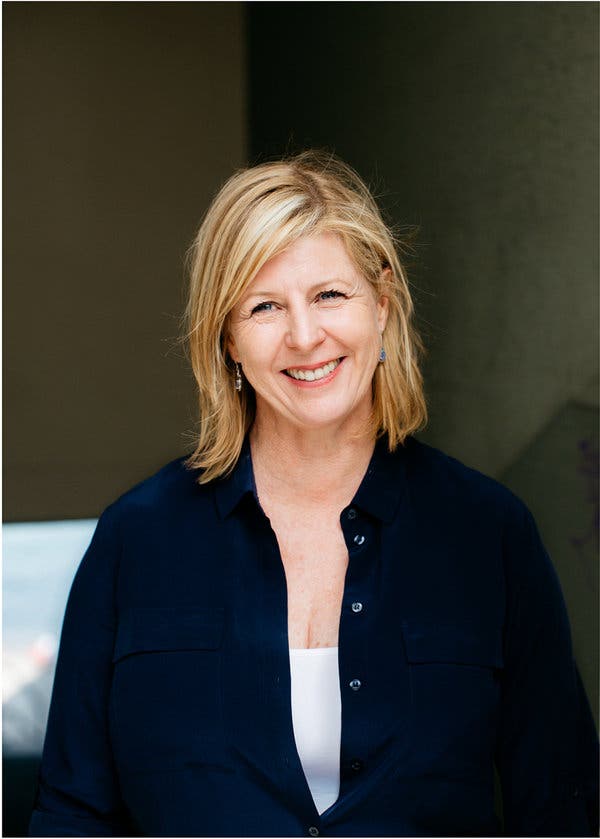 Photo of Liane Moriarty