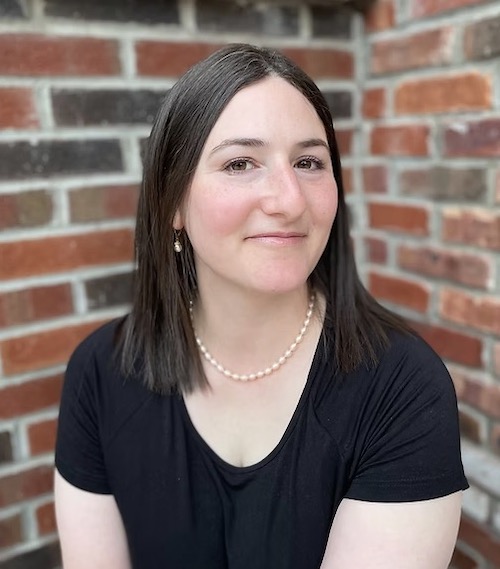 Photo of Amanda Elliot