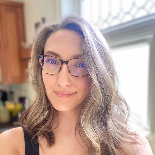 Photo of Victoria Lavine