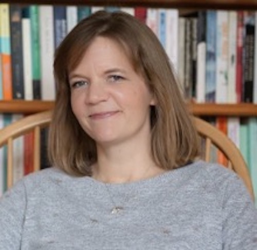 Photo of Annie Lyons