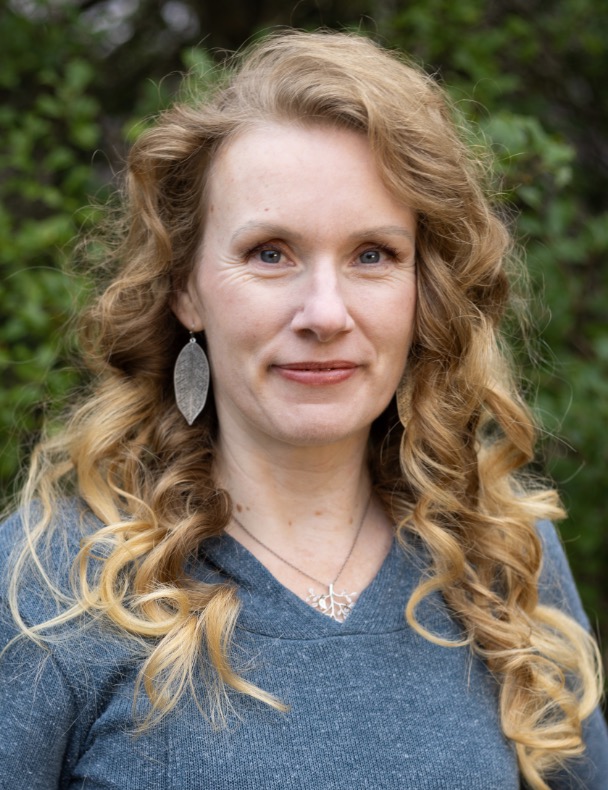 Photo of Courtney Collins