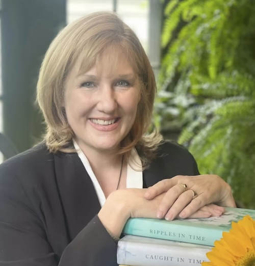 Photo of Julie McElwain
