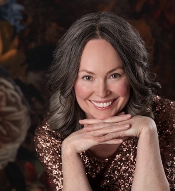 Photo of Gena Showalter