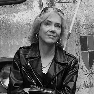 Photo of Elizabeth Hand