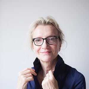Photo of Elizabeth Strout