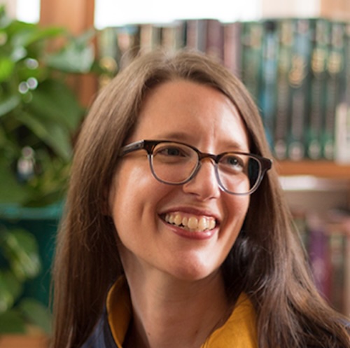 Photo of Kristin Cashore