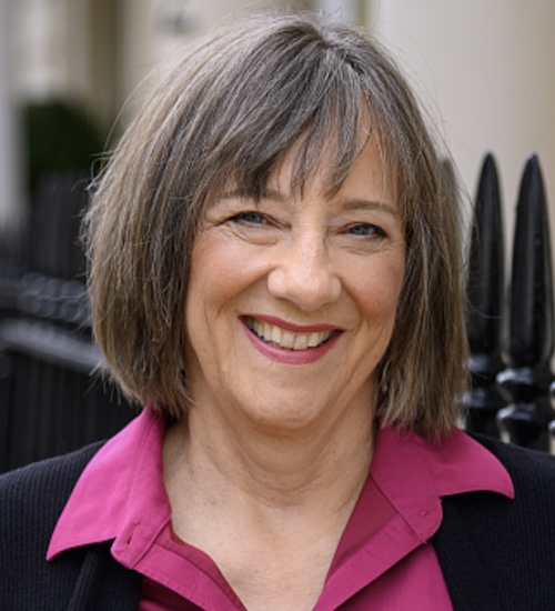 Photo of Deborah Crombie