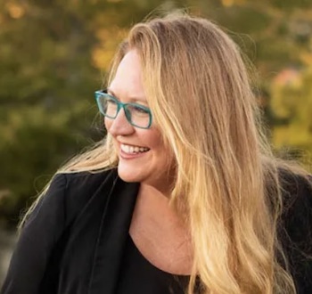 Photo of Heather Webb