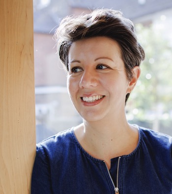 Photo of Claire Lynch