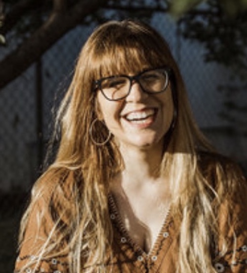 Photo of Ali Hazelwood