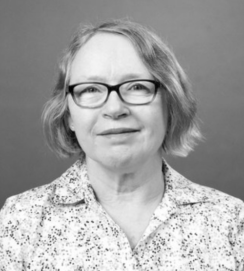 Photo of Shari Lapena