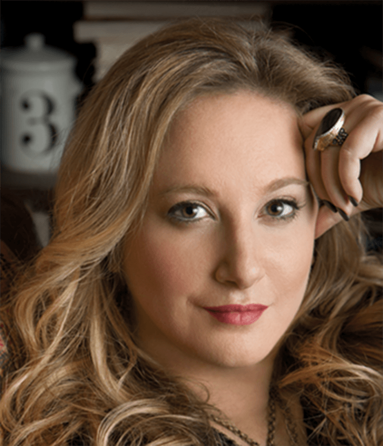 Photo of Leigh Bardugo