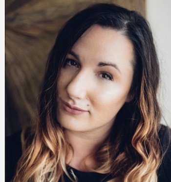 Photo of Jennifer L. Armentrout