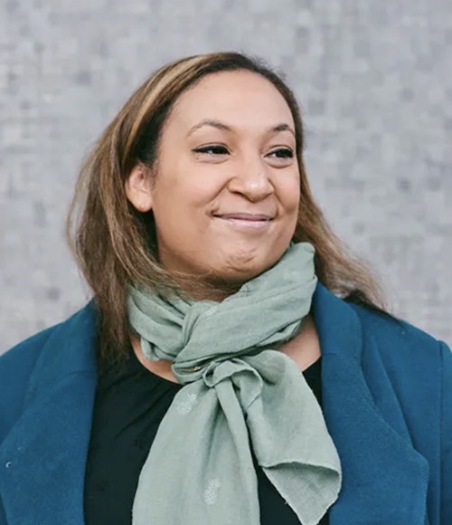 Photo of Louise Hare
