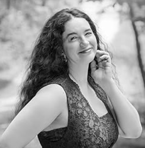 Photo of Erin Ampersand