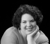 Photo of Tracy Deebs