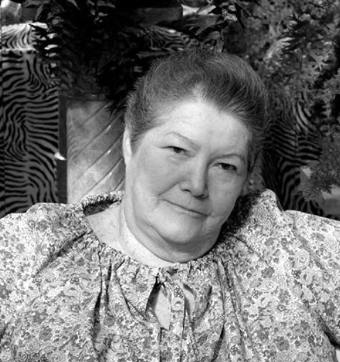 Photo of Colleen McCullough