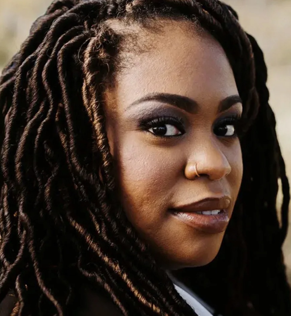 Photo of Angie Thomas
