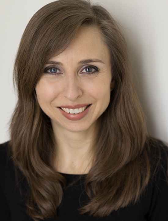 Photo of Amanda Bouchet