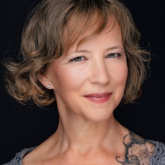 Photo of Therese Anne Fowler