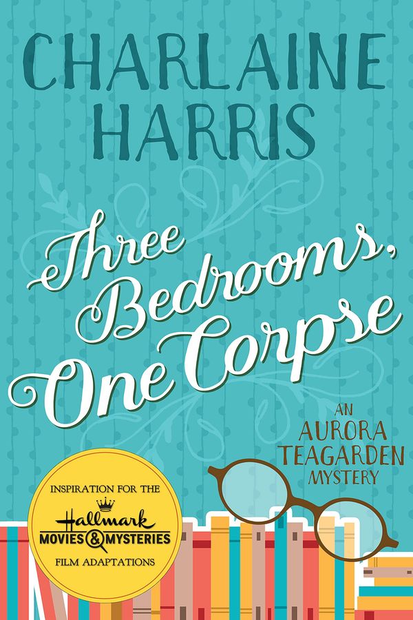 Three Bedrooms, One Corpse cover