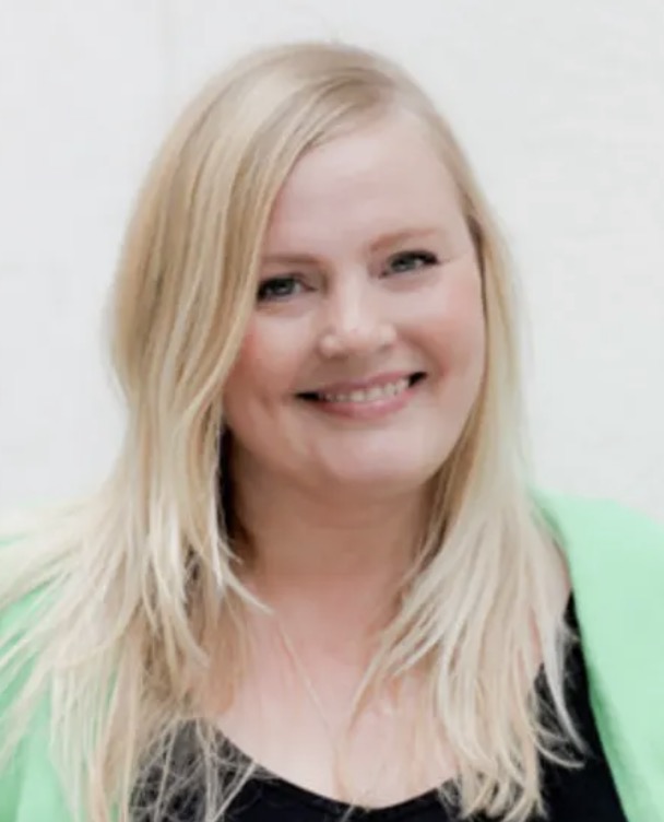Photo of Josie Silver