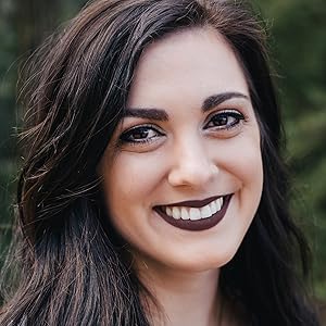 Photo of Shelby Mahurin