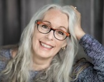 Photo of Laurie Halse Anderson