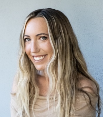 Photo of Caroline Kepnes