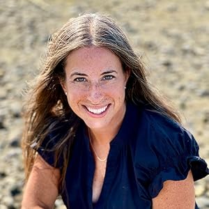 Photo of Lori Gold