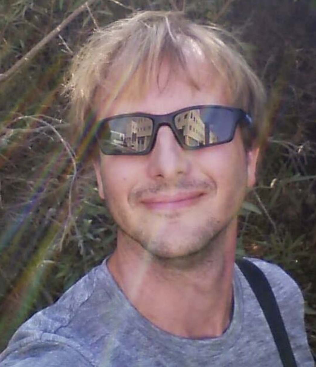 Photo of Alex Rivers