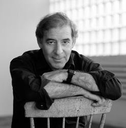 Photo of Alan Furst